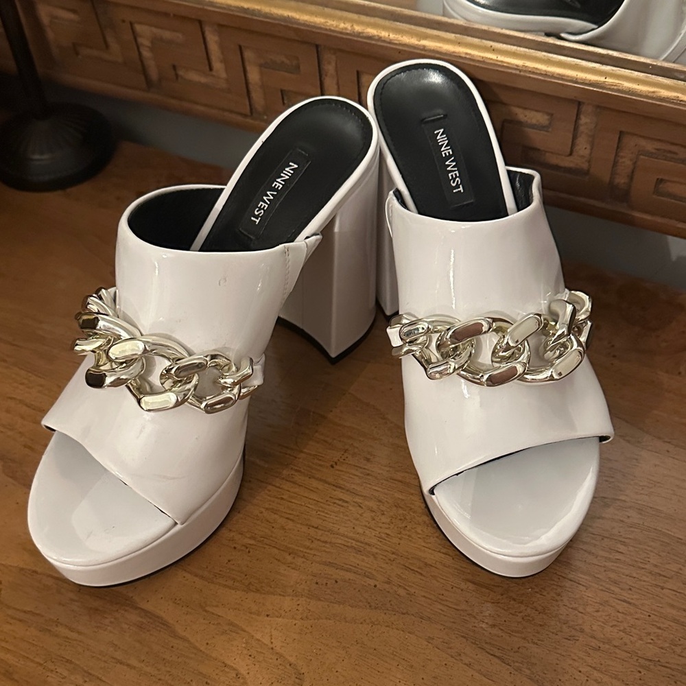 Nine West White Mules with Gold Chain Accent